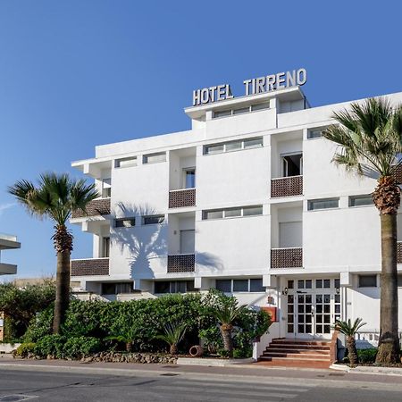 Hotel Tirreno لاتينا المظهر الخارجي الصورة