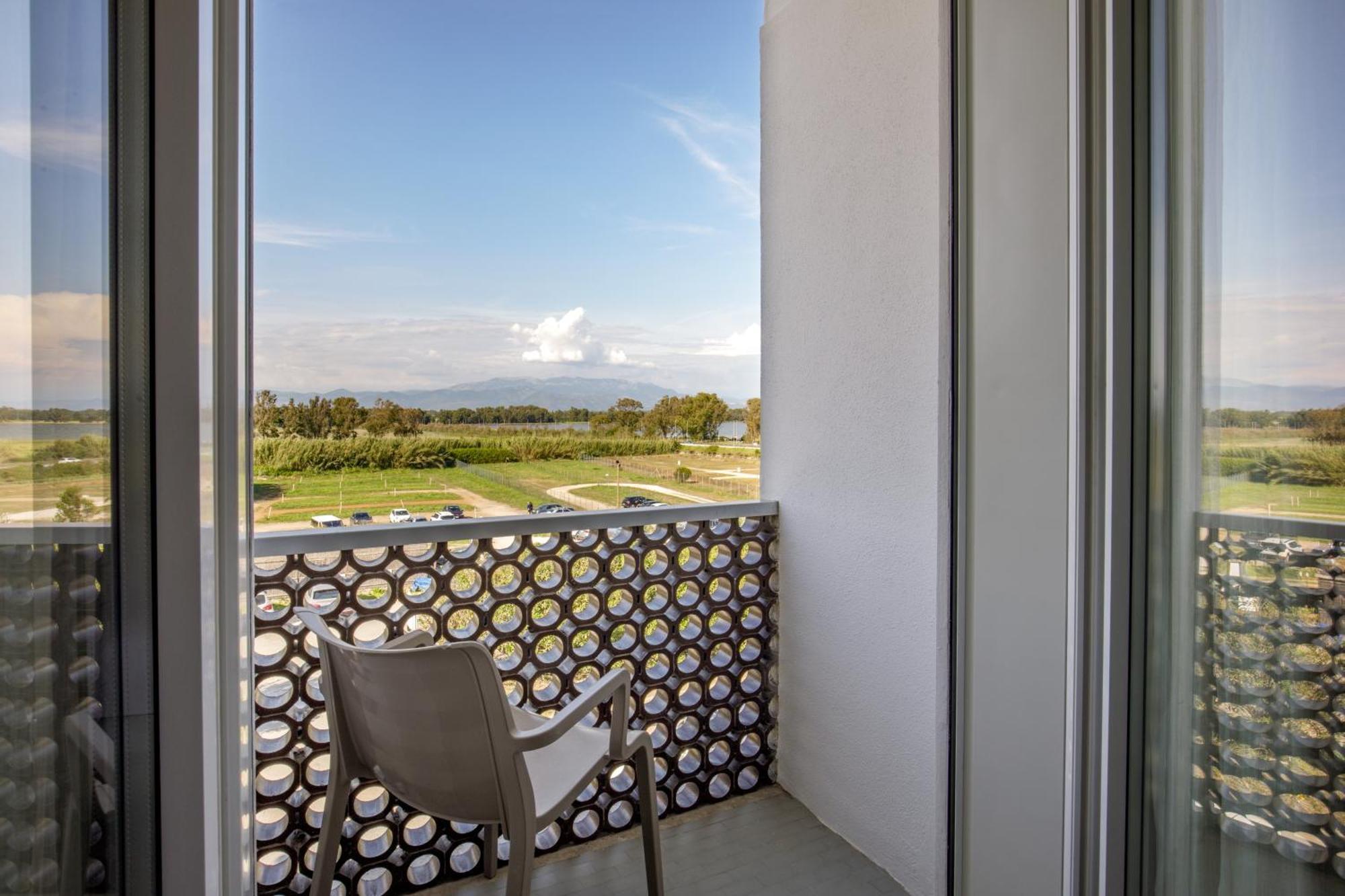 Hotel Tirreno لاتينا المظهر الخارجي الصورة